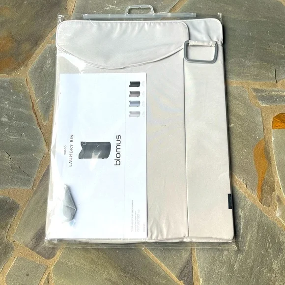 Blomus- Frisco Laundry Bin in Sand